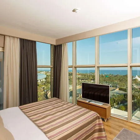 Rezort Sherwood Exclusive Lara Antalya
