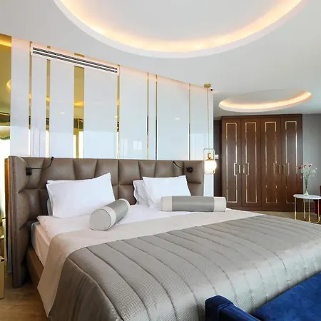 Rezort Sherwood Exclusive Lara 5*