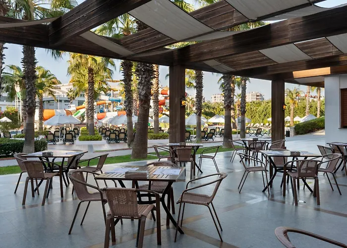 Курортный комплекс Sherwood Exclusive Lara Анталья