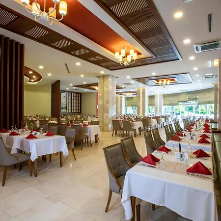 Sherwood Exclusive Lara 5* Antalya