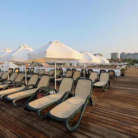 Sherwood Exclusive Lara