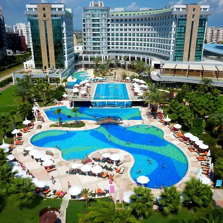 Sherwood Exclusive Lara منتجع