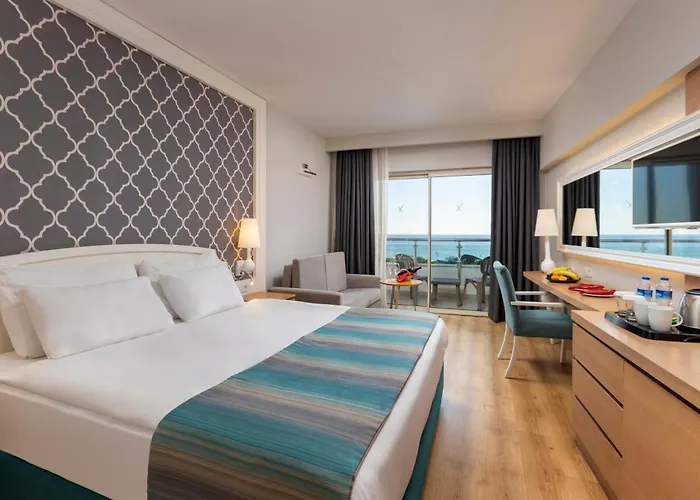 Sherwood Exclusive Lara